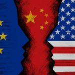 Εντυπωσιακή ασυνέπεια - Η ΕΕ εξαρτάται πλήρως από τις ΗΠΑ, κόβει σχέσεις με την Κίνα