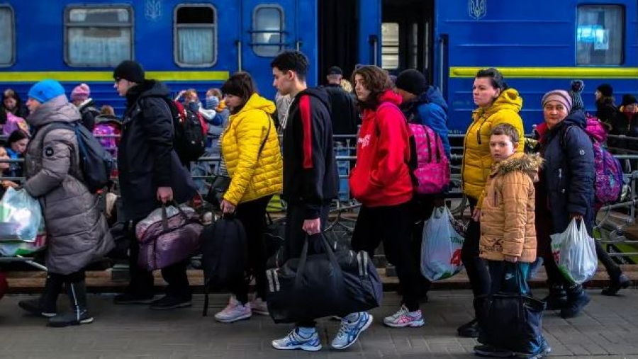 «Η Πολωνία στο όριο» - Δεν αντέχει άλλους Ουκρανούς πρόσφυγες, φόβοι για γκέτο και κοινωνική έκρηξη