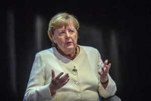Βόμβα Merkel: Πολωνία και κράτη Βαλτικής υπονόμευσαν το 2021 την επίλυση του ουκρανικού