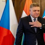 Ρ. Φίτσο: Η Σλοβακία δεν θα συμμετάσχει στο ευρωπαϊκό πρόγραμμα χρηματοδότησης στρατιωτικής βοήθειας προς την Ουκρανία