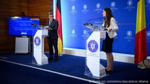 Βάντεφουλ: Συνεργασία και διαβούλευση με Τουρκία και Ελλάδα