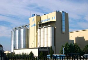 ΜΑΚΒΕΛ: Σταθερή ανάπτυξη και ισχυρή κερδοφορία το 2024 - FinanceNews.gr