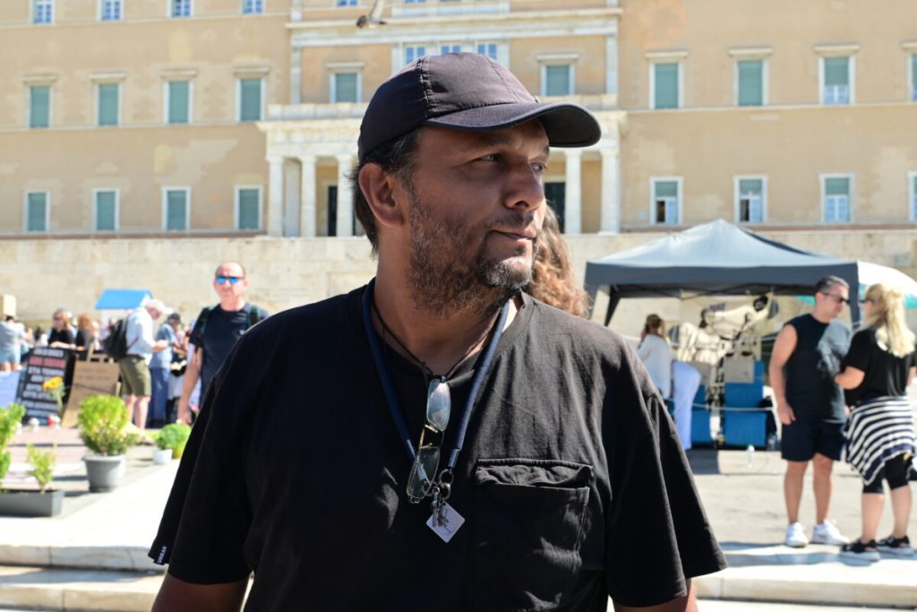 Ποιος πολιτικός πήγε στον Πάνο Ρούτσι και μετά έλεγε πως πάχυνε στην απεργία πείνας;