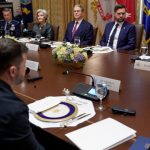 FT: Ο Τραμπ κάλεσε τον Ζελένσκι να αποδεχθεί τους όρους της Ρωσίας ή να βρεθεί αντιμέτωπος με την καταστροφή