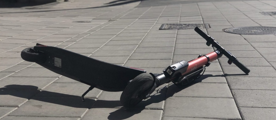 Χανιά: Μάχη για τη ζωή του δίνει 11χρονος μετά από ατύχημα με πατίνι - Νοσηλεύεται στη ΜΕΘ