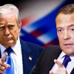 Καυστική απάντηση Medvedev στον Trump: Τα αμερικανικά υποβρύχια κατά της Ρωσίας θυμίζουν... μαύρη γάτα σε σκοτεινό δωμάτιο