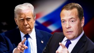 Καυστική απάντηση Medvedev στον Trump: Τα αμερικανικά υποβρύχια κατά της Ρωσίας θυμίζουν... μαύρη γάτα σε σκοτεινό δωμάτιο