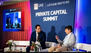 Apollo Global Management  -  Η Ευρώπη αυτοκτονεί με τις υπερβολικές ρυθμίσεις, χάνοντας ανταγωνιστικότητα – Κερδισμένες οι ΗΠΑ