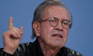 Η Δημοκρατία στα καλύτερά της - Συνέλαβαν συγγραφέα στη Γερμανία επειδή προσέβαλε τον Netanyahu