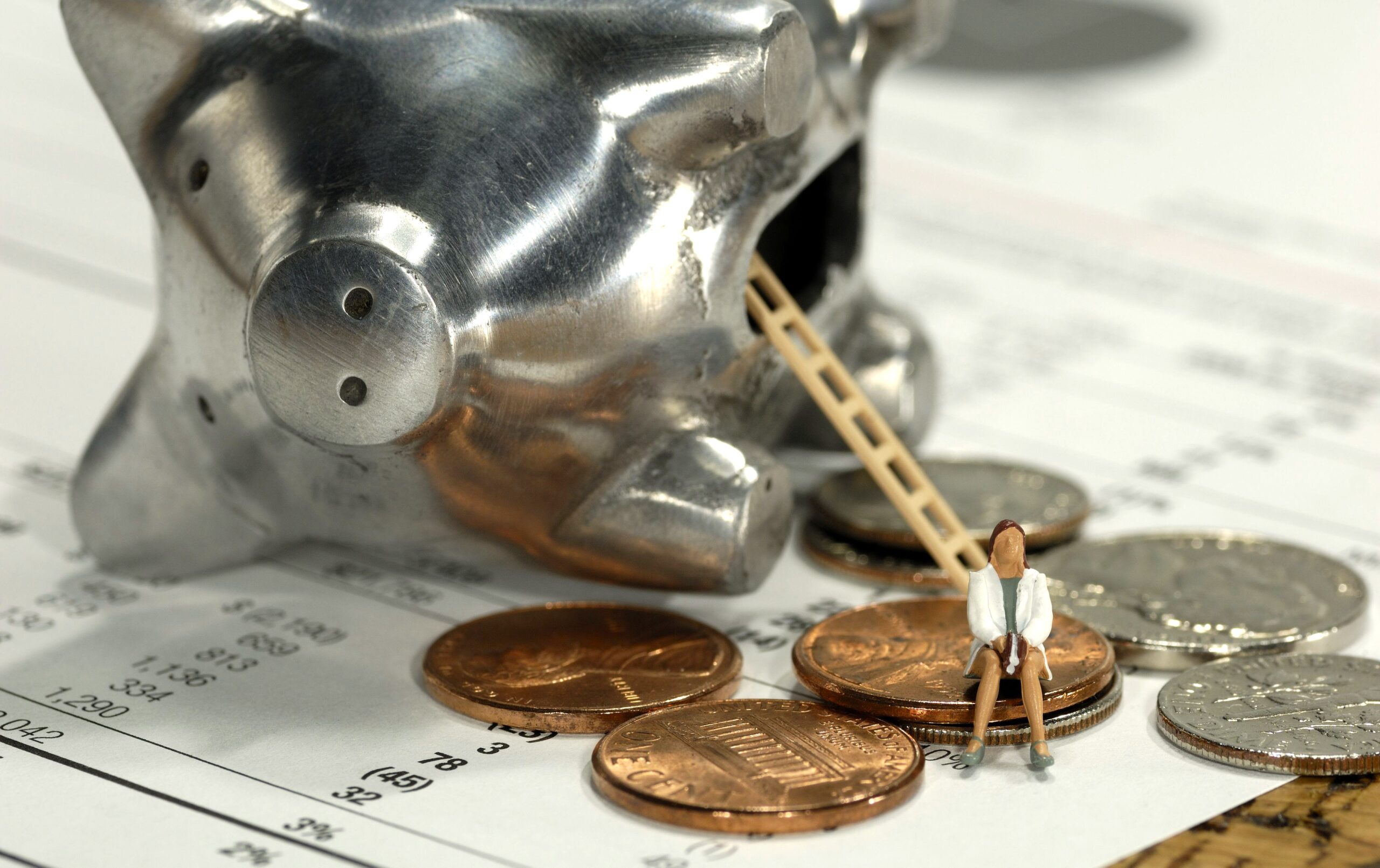 ΕΛΣΤΑΤ (στοιχεία 2023): 932.549 ενεργές επιχειρήσεις εκ των οποίων 697.484 ατομικές - Financial Report