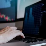 Αδύναμη συνεδρίαση με έντονες ρευστοποιήσεις στις τράπεζες. Στο χαμηλό ημέρας, στις 2.011,41 μονάδες ο Γενικός Δείκτης (-1,32%)