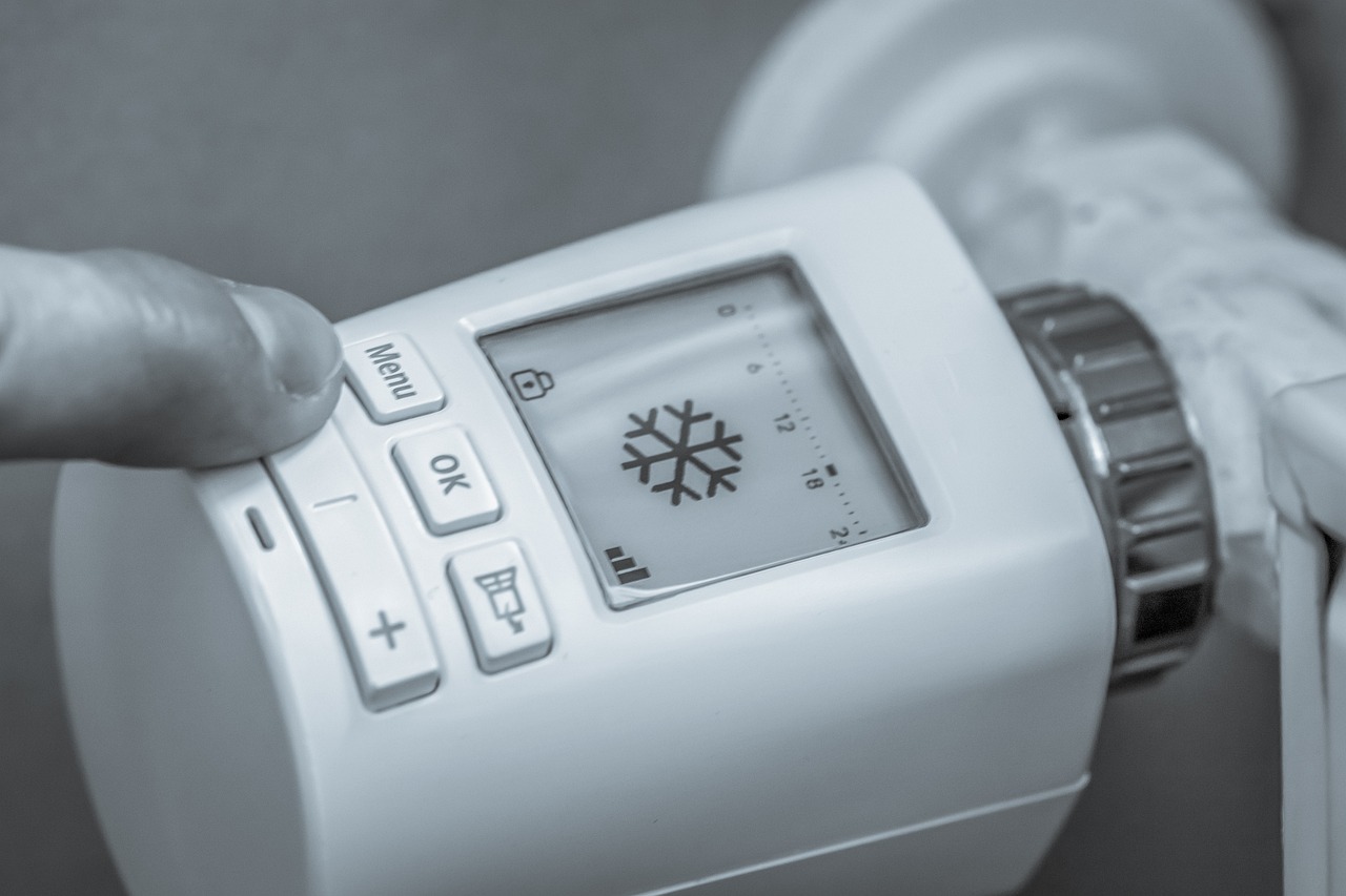 Αυξάνεται στα 500 εκατ. ευρώ το κονδύλι για ηλιακούς θερμοσίφωνες και αντλίες θερμότητας - FinanceNews.gr