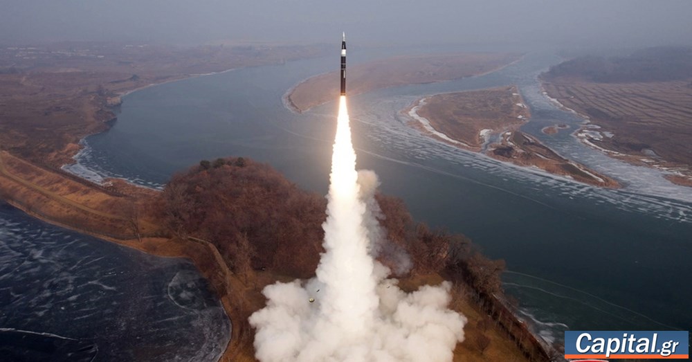 Η Βόρεια Κορέα εκτοξεύει βαλλιστικούς πυραύλους λίγες ημέρες πριν από την επίσκεψη Τραμπ στην Ασία