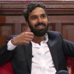 «Όταν έχεις τα πάντα αλλά νιώθεις μόνος»: Η ιστορία του Kunal Nayyar