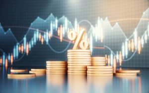 Χρυσός: Οι Έλληνες ρευστοποιούν τις λίρες τους