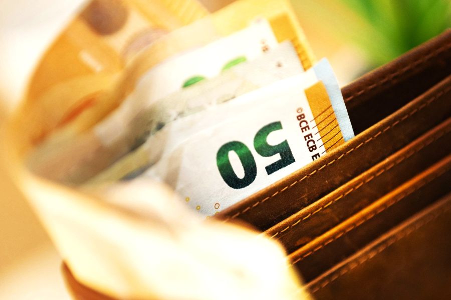 Αυξήσεις στις αποδοχές 76.000 στελεχών Αστυνομίας, Πυροσβεστικής και Λιμενικού - FinanceNews.gr