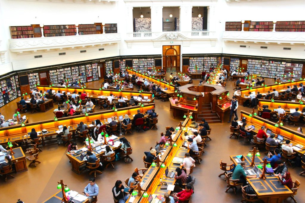 Ρύθμιση της Ανώτατης Διάρκειας Φοίτησης στα ΑΕΙ: Νέα Υπουργική Απόφαση - FinanceNews.gr