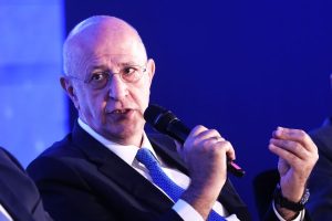 Deal Θεοδωρόπουλου-Αμβροσίας: Η Bespoke εξαγοράζει το 70% της 3P SALADS - FinanceNews.gr