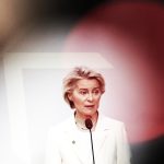 «Καταιγίδα» στο Ευρωκοινοβούλιο: Το ΕΛΚ απειλεί να ρίξει τον 7ετή προϋπολογισμό - FinanceNews.gr