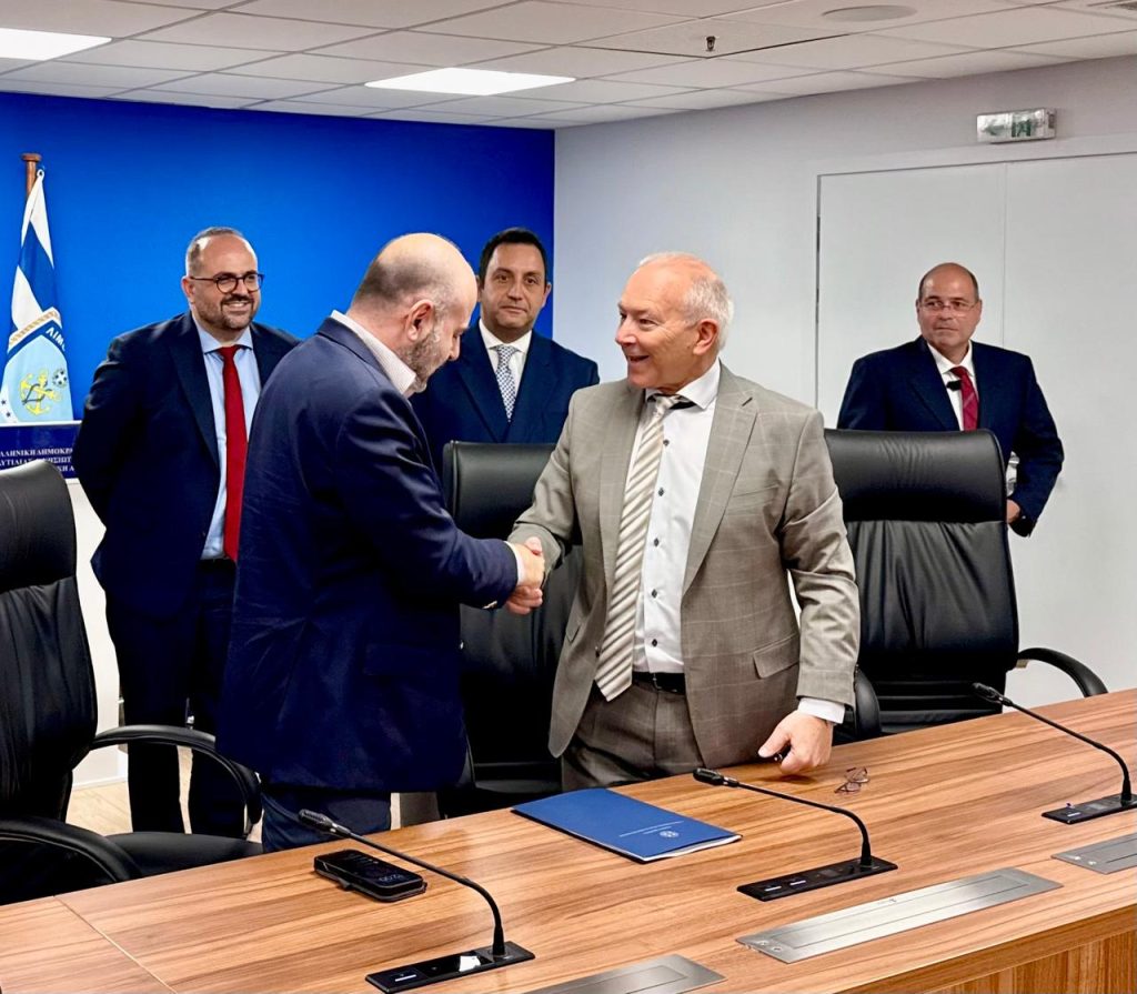 Συνεργασία Υπουργείου Ναυτιλίας και Νησιωτικής Πολιτικής με το ΤΕΕ για την Προστασία του Αιγαιοπελαγίτικου Τοπίου και τα Διατηρητέα Κτίρια στα νησιά του Αιγαίου - Αρχιπέλαγος, Η 1η ναυτιλιακή πύλη ενημέρωσης στην Ελλάδα