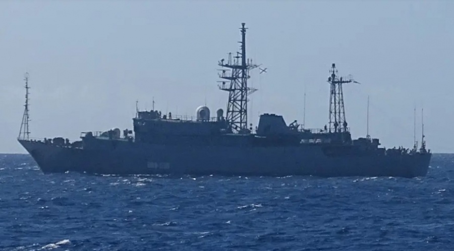 Κόκκινος συναγερμός: Το Ρωσικό κατασκοπευτικό πλοίο Kareliya στα 15 ναυτικά μίλια από την Χαβάη των ΗΠΑ