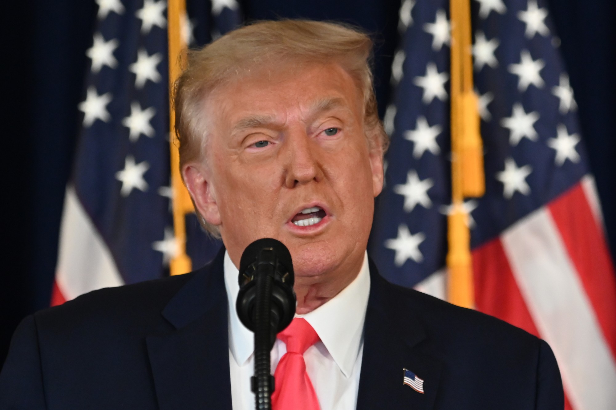 Ο Τραμπ επικυρώνει νομοσχέδιο για λήξη του shutdown - FinanceNews.gr