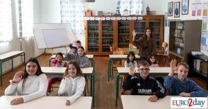 Cosmote: Υπηρεσία γρήγορου internet σε 600 δυσπρόσιτες σχολικές μονάδες