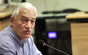 ΚΕΔΕ: Συμβολικό «λουκέτο» στους δήμους και συγκέντρωση διαμαρτυρίας στη Βουλή για τον προϋπολογισμό - FinanceNews.gr