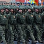 Βόμβα Mearsheimer (Καθηγητής ΗΠΑ): Ο πόλεμος κρατά χρόνια επειδή ο Putin αρνείται να στείλει στρατιώτες στη σφαγή