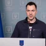 Βόμβες Arestovich ( πρώην σύμβουλος Zelensky): Το μέτωπο κατέρρευσε, η Ουκρανία θα χάσει εδάφη