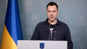 Βόμβες Arestovich ( πρώην σύμβουλος Zelensky): Το μέτωπο κατέρρευσε, η Ουκρανία θα χάσει εδάφη