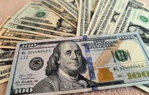 Δίχως πάτο το βαρέλι της διαφθοράς - Η Δύση διέθεσε 52 δισ. δολάρια στην Ουκρανία τους τελευταίους 12 μήνες