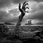 Ακραία δυστοπία στην Ελλάδα – Κυβέρνηση, αντιπολίτευση και Δικαιοσύνη σε πλήρη διάλυση, διεφθαρμένο το προσωπικό