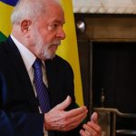 Λούλα: 'Πολύ ανήσυχος' για τη στρατιωτική ανάπτυξη των ΗΠΑ κοντά στη Βενεζουέλα - 'Θα το συζητήσω με τον Τραμπ'