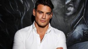 Μέγαρο Αλμυράντη: Μετά από περιπέτειες, ανοίγει το 2026 το ‘’φιλέτο’’ Βουλής & Κολοκοτρώνη υπό τη διαχείριση εταιρείας ξενοδοχείων