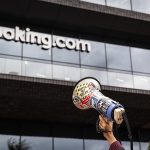 Ξενοδόχοι εναντίον Booking: Η Ελλάδα στην πιο μεγάλη τουριστική σύγκρουση της Ευρώπης - FinanceNews.gr