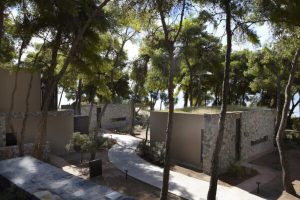 Q Project: Από τη Nike και τα ηλεκτρονικά φαρμακεία, κτίζει πεντάστερο ξενοδοχείο στα Εξάρχεια