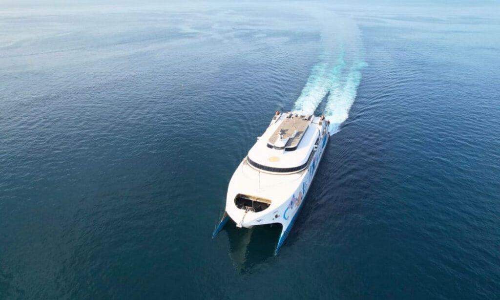 Στην Ελλάδα το νέο απόκτημα της SEAJETS – Το EUROCHAMPION JET 2 κατέπλευσε στο Πέραμα - Αρχιπέλαγος, Η 1η ναυτιλιακή πύλη ενημέρωσης στην Ελλάδα