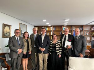 Η εξωστρέφεια των επιχειρήσεων στο επίκεντρο της συνάντησης ΕΛΛΑ-ΔΙΚΑ ΜΑΣ-Θεοχάρη