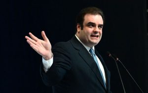 «Ο ταχυδρόμος θα συνεχίσει να πηγαίνει πόρτα-πόρτα»: Τι σχεδιάζει η κυβέρνηση για τα ΕΛΤΑ - FinanceNews.gr