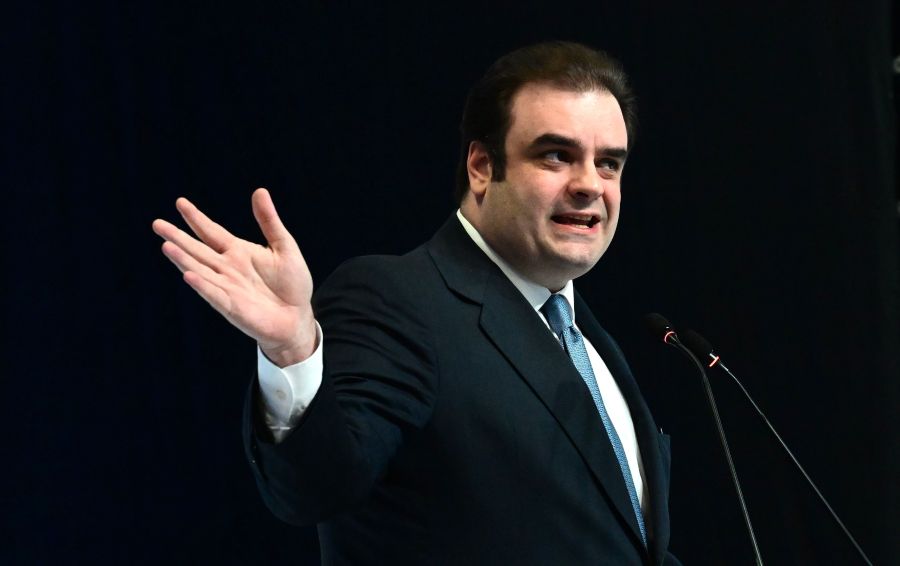 «Ο ταχυδρόμος θα συνεχίσει να πηγαίνει πόρτα-πόρτα»: Τι σχεδιάζει η κυβέρνηση για τα ΕΛΤΑ - FinanceNews.gr