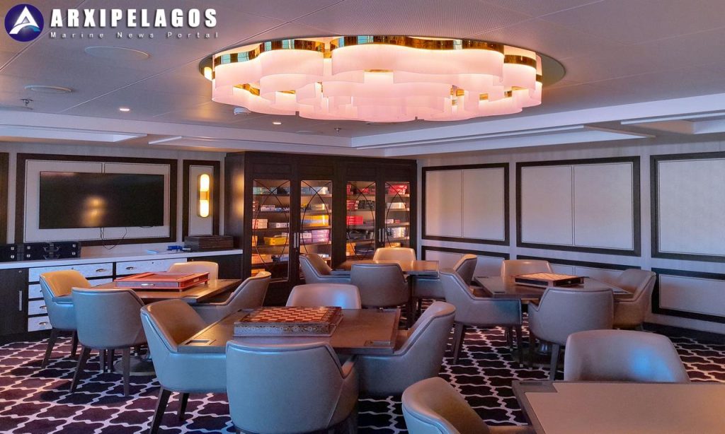 Seven Seas Grandeur CARD ROOM 