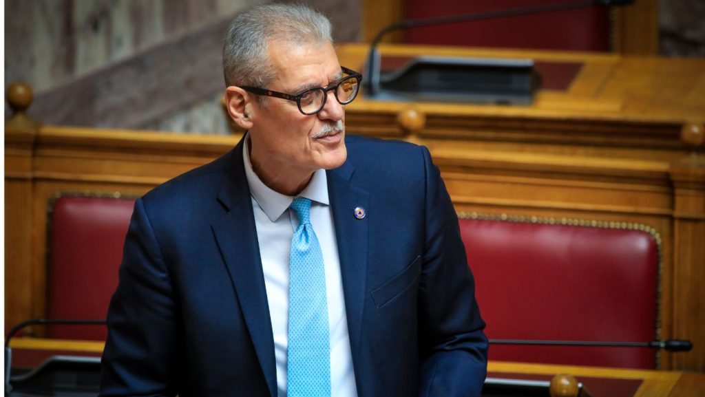 Παραιτήθηκε ο υφυπουργός Πολιτικής Προστασίας Βαγγέλης Τουρνάς - FinanceNews.gr