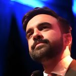 Ζοχράν Μαμντάνι: Το νέο πρόσωπο που ανατρέπει την πολιτική σκηνή της Νέας Υόρκης - FinanceNews.gr