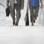 Άδεια διαμονής σε πολίτες τρίτων χωρών (Στελέχη εταιρειών - μέτοχοι-εταίροι, μέλη ΔΣ - διαχειριστές - νόμιμοι εκπρόσωποι)