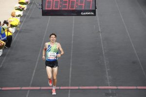 Αυθεντικός Μαραθώνιος Αθήνας 2025: Ποιοι δρόμοι είναι κλειστοί και πώς κινούνται τα ΜΜΜ - FinanceNews.gr