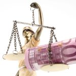 Εκμίσθωση ακινήτου με ΦΠΑ και έκπτωση δαπανών που πραγματοποιήθηκαν πριν από την αίτηση υπαγωγής στον ΦΠΑ - Η άσκηση του δικαιώματος επιλογής φορολόγησης δεν ασκεί καμιά επιρροή στη γένεση του δικαιώματος έκπτωσης