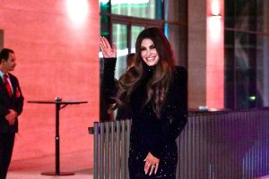 Η πρέσβειρα των ΗΠΑ προσκαλείται στην Καστοριά - Έχει προτίμηση στη φυσική γούνα - FinanceNews.gr