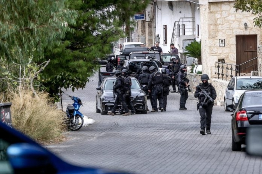 Προσωρινά κρατούμενοι οι 3 αδελφοί για το μακελειό στην Κρήτη - Απολογήθηκαν εκτάκτως στις 9/11