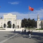 Ρώσος blogger προκάλεσε... εγκεφαλικά στην Τουρκία: «Είναι προορισμός περασμένου αιώνα, προτιμήστε τα Εμιράτα»